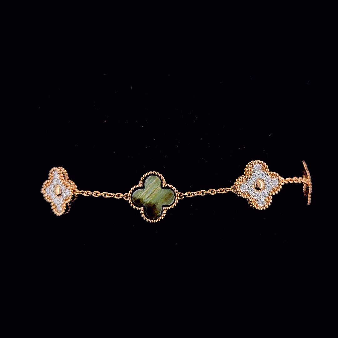 18K Rose Gold Mother-of-Pearl Clover Diamond Bracelet
