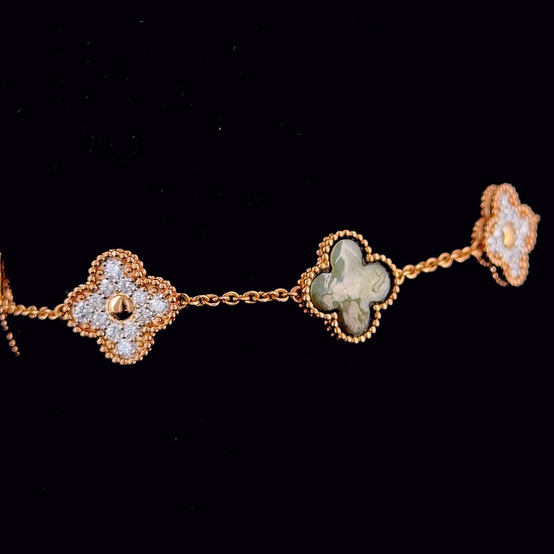18K Rose Gold Mother-of-Pearl Clover Diamond Bracelet